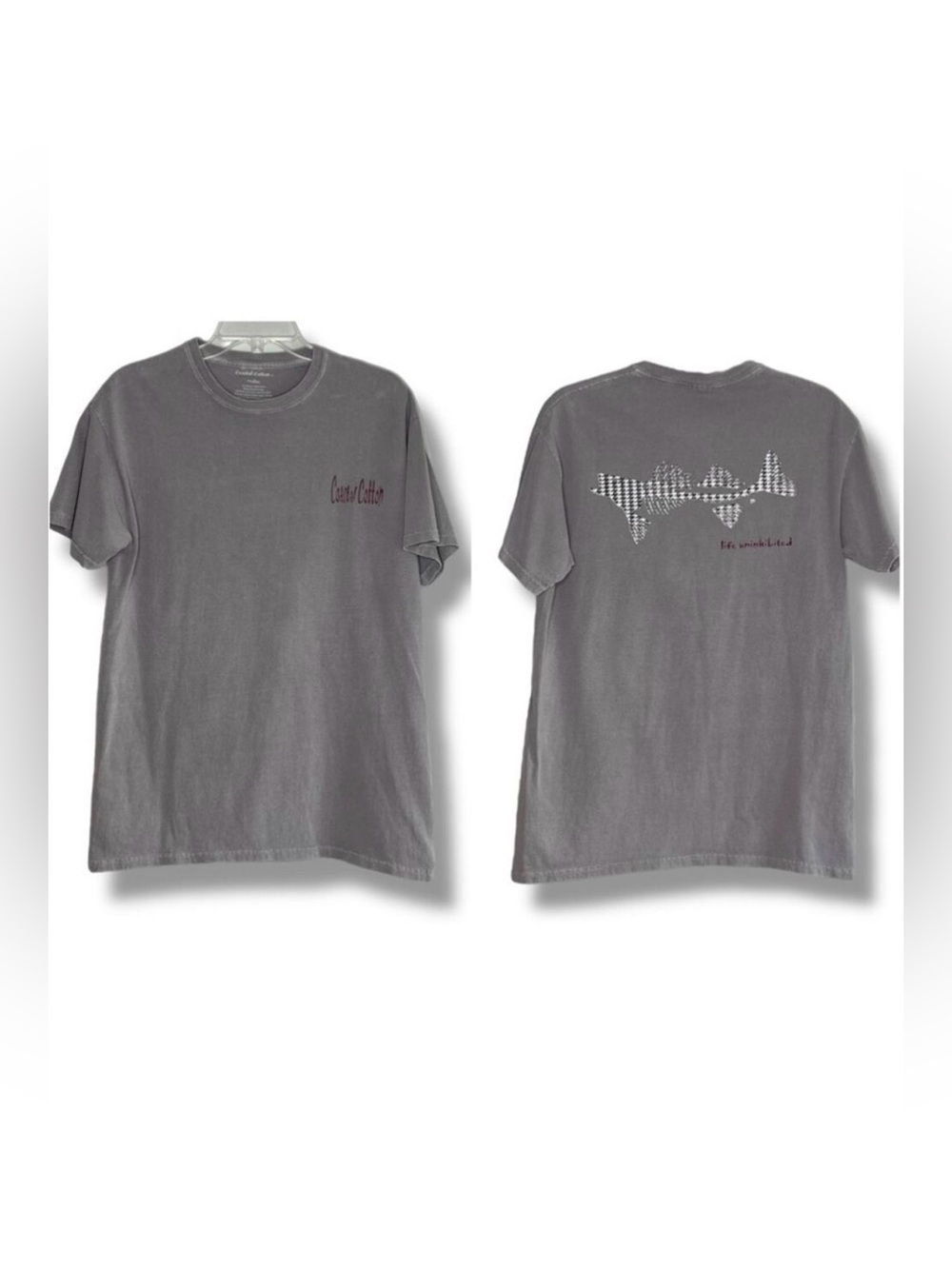 Coastal Cotton gray life uninhibited houndstooth fish skeleton T-shirt medium